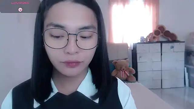 zhaviahale21 online show from 08-05-26, 04:37