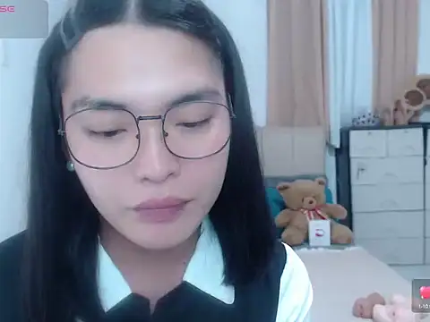 zhaviahale21 online show from 08-08-26, 07:27