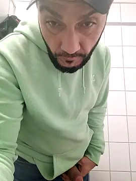 Cem-aus-Nrw-Krefeld online show from 01-09-25, 08:45