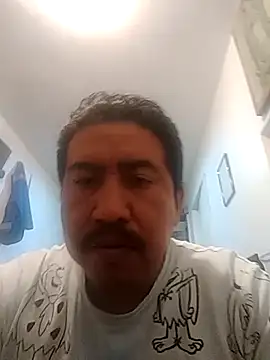 Snapshot of Loco1407 chatting on 11-01-25, 05:42 Loco1407 online show from 11-01-25, 05:42