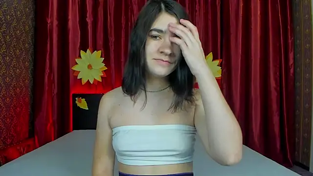  Polly Love  online show from 12-01-25, 07:13