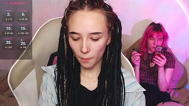 Robin yourss online show from 11-21-25, 01:21