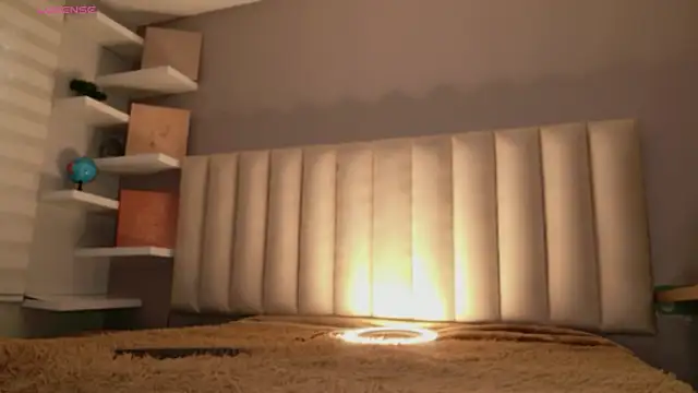 Megan mooree  online show from 04-03-26, 12:03