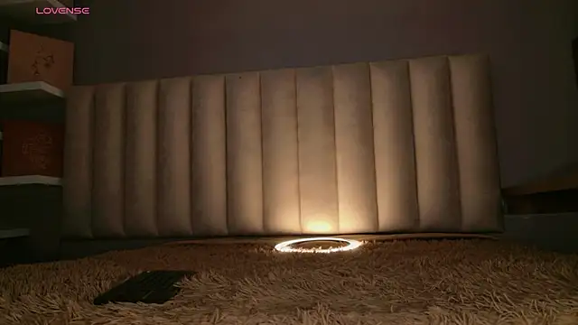 Snapshot of Megan_mooree_ chatting on 04-25-26, 12:08 Megan mooree online show from 04-25-26, 12:08