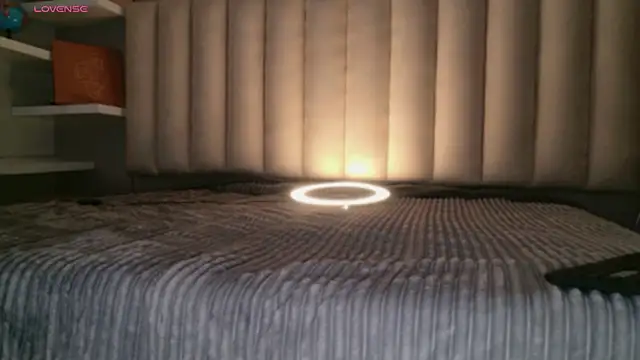 Snapshot of Megan_mooree_ chatting on 05-25-26, 12:33 Megan mooree online show from 05-25-26, 12:33