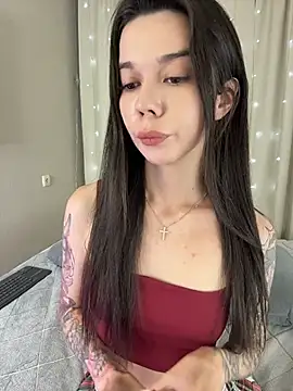 Snapshot of Vika_Gray chatting on 07-18-26, 03:27 Vika Gray online show from 07-18-26, 03:27