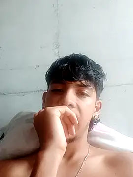 Snapshot of Elputas chatting on 11-02-25, 05:26 Elputas online show from 11-02-25, 05:26