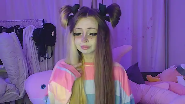 Snapshot of suemeow chatting on 04-12-26, 08:25 suemeow online show from 04-12-26, 08:25