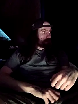 Snapshot of RobStrokes215 chatting on 12-17-25, 07:20 RobStrokes215 online show from 12-17-25, 07:20