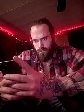 Snapshot of RobStrokes215 chatting on 02-06-26, 05:12 RobStrokes215 online show from 02-06-26, 05:12