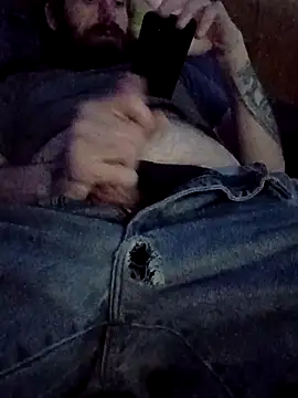 Snapshot of RobStrokes215 chatting on 02-15-26, 12:58 RobStrokes215 online show from 02-15-26, 12:58