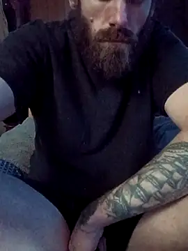 Snapshot of RobStrokes215 chatting on 02-19-26, 03:52 RobStrokes215 online show from 02-19-26, 03:52