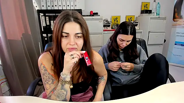 kilenyapatrice online show from 10-20-25, 01:22