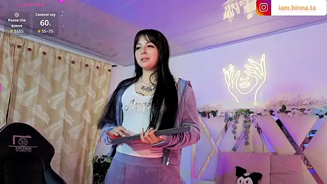 hina tay online show from 03-09-26, 03:21