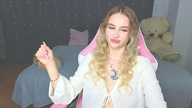doll barbieee online show from 05-11-26, 03:40