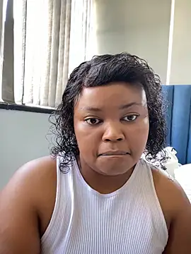 Curveysinaa online show from 02-02-26, 08:35