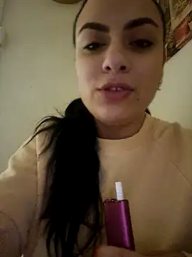 ElyzaIbarra online show from 03-08-25, 03:50