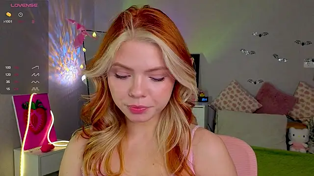 Red  Candy online show from 10-27-25, 03:05