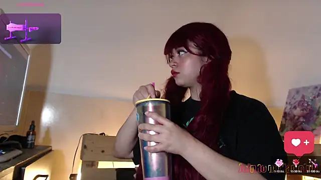 Bitsy Messy online show from 11-19-25, 06:13