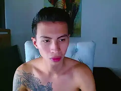 Snapshot of Velk_hot chatting on 02-18-26, 12:23 Velk hot online show from 02-18-26, 12:23