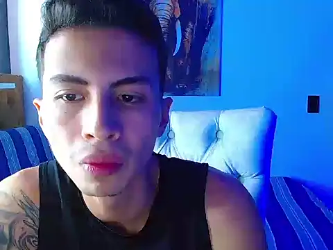 Snapshot of Velk_hot chatting on 03-06-26, 12:45 Velk hot online show from 03-06-26, 12:45