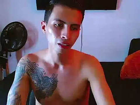 Snapshot of Velk_hot chatting on 05-09-26, 07:08 Velk hot online show from 05-09-26, 07:08