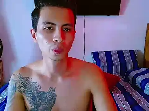 Snapshot of Velk_hot chatting on 05-25-26, 07:42 Velk hot online show from 05-25-26, 07:42