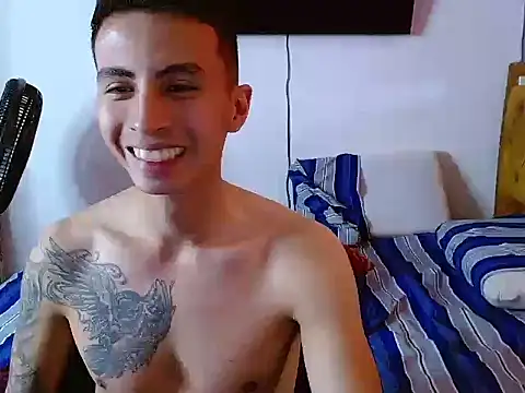 Snapshot of Velk_hot chatting on 06-06-26, 01:16 Velk hot online show from 06-06-26, 01:16