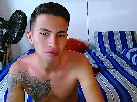 Velk hot online show from 07-14-26, 12:22