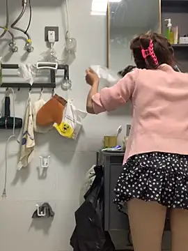 Snapshot of Aimeil chatting on 03-20-26, 03:06 Aimeil online show from 03-20-26, 03:06