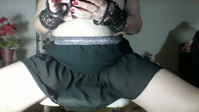 Ely Elenita online show from 05-22-26, 01:24