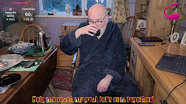 Adamdaddybear online show from 01-10-26, 08:05