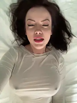 AylaRed online show from 03-17-25, 01:08