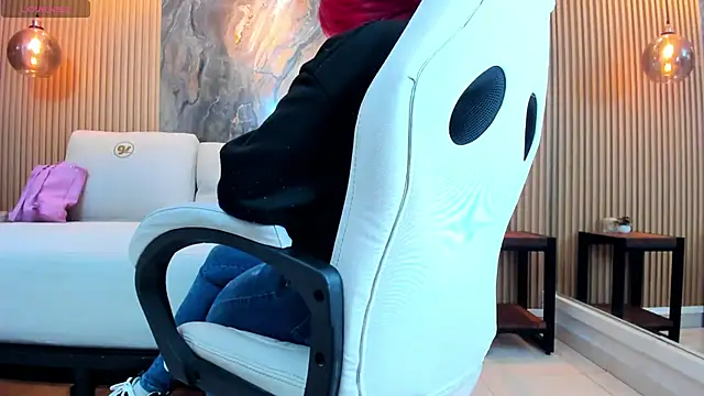 ella harper online show from 11-22-25, 02:43