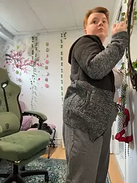 Sweetleeahxx online show from 04-23-26, 01:02