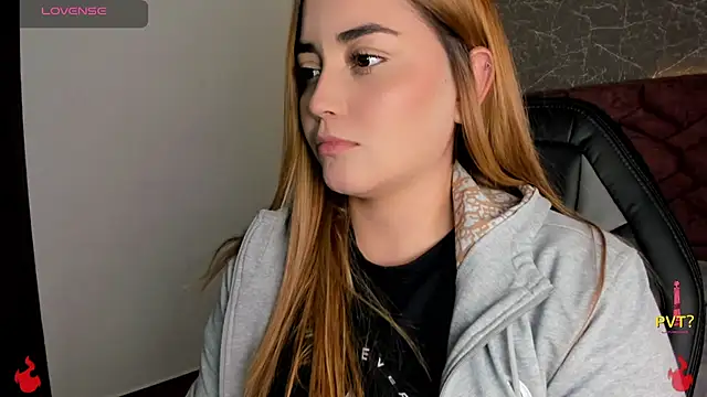 Lucia star   online show from 01-07-25, 11:03