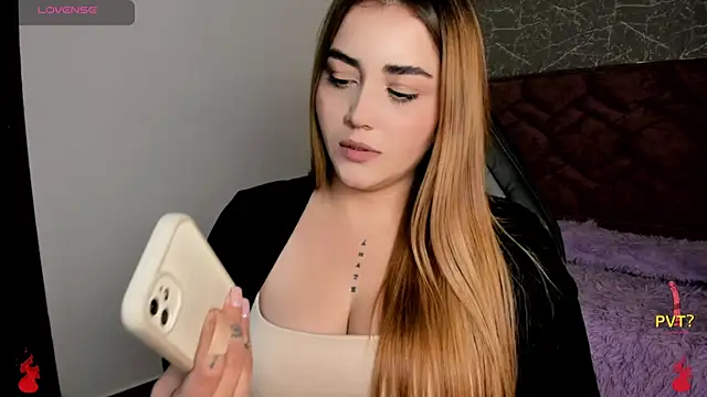 Lucia star   online show from 01-16-25, 09:19