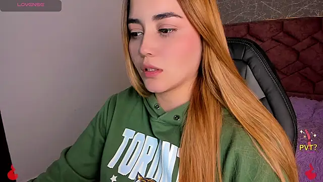 Lucia star   online show from 01-24-25, 01:56