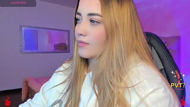 Lucia star   online show from 02-07-25, 03:55