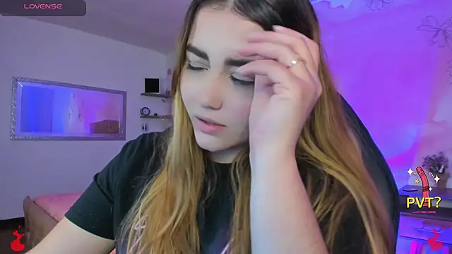 Lucia star   online show from 02-14-25, 08:31