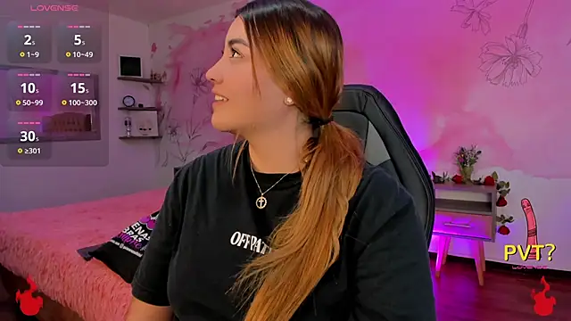 Lucia star   online show from 03-19-25, 06:46