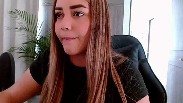 Lucia star   online show from 01-13-26, 07:30