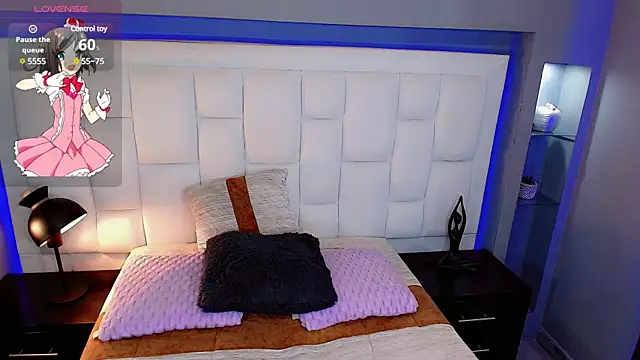 CuteAri online show from 02-17-25, 08:36