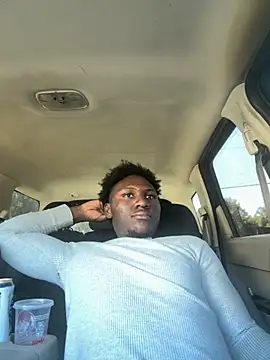 Snapshot of Festivitiesking1 chatting on 10-08-25, 04:37 Festivitiesking1 online show from 10-08-25, 04:37