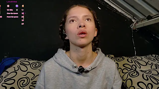 sweetdam12 online show from 10-25-25, 08:14