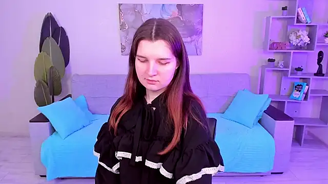 Snapshot of BonneyLove chatting on 02-17-25, 06:26 BonneyLove online show from 02-17-25, 06:26