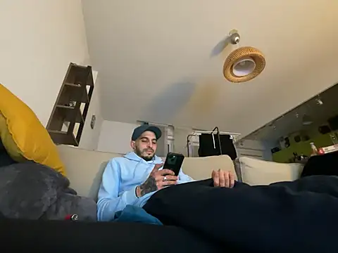 Rebeu313 online show from 01-10-25, 10:57