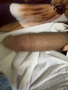 Snapshot of hamed-697 chatting on 12-08-24, 08:25 hamed-697 online show from 12-08-24, 08:25