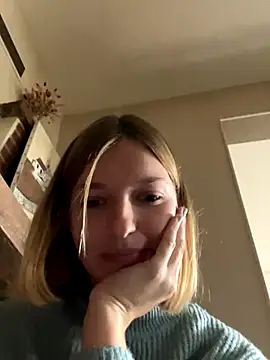 vilaineblonde online show from 10-28-25, 01:47