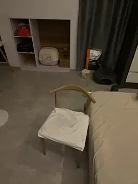 AwakeSubtitle online show from 10-17-25, 04:09